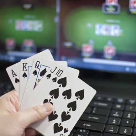 Lydbøger og rekreative online pokerspil går hånd i hånd